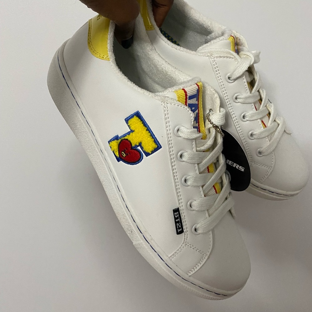 NWT BTS BT21 Tata Sketchers Sneakers